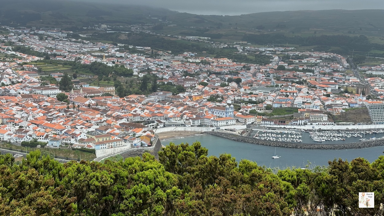 Angra do Heroísmo desde Monte Brasil